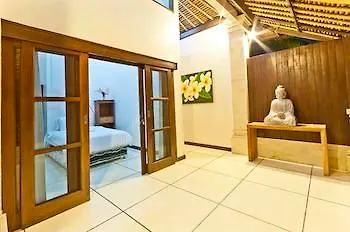 Villa Nakula Seminyak