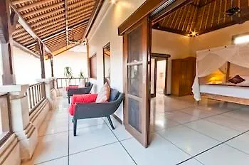 Villa Nakula Seminyak 3*,